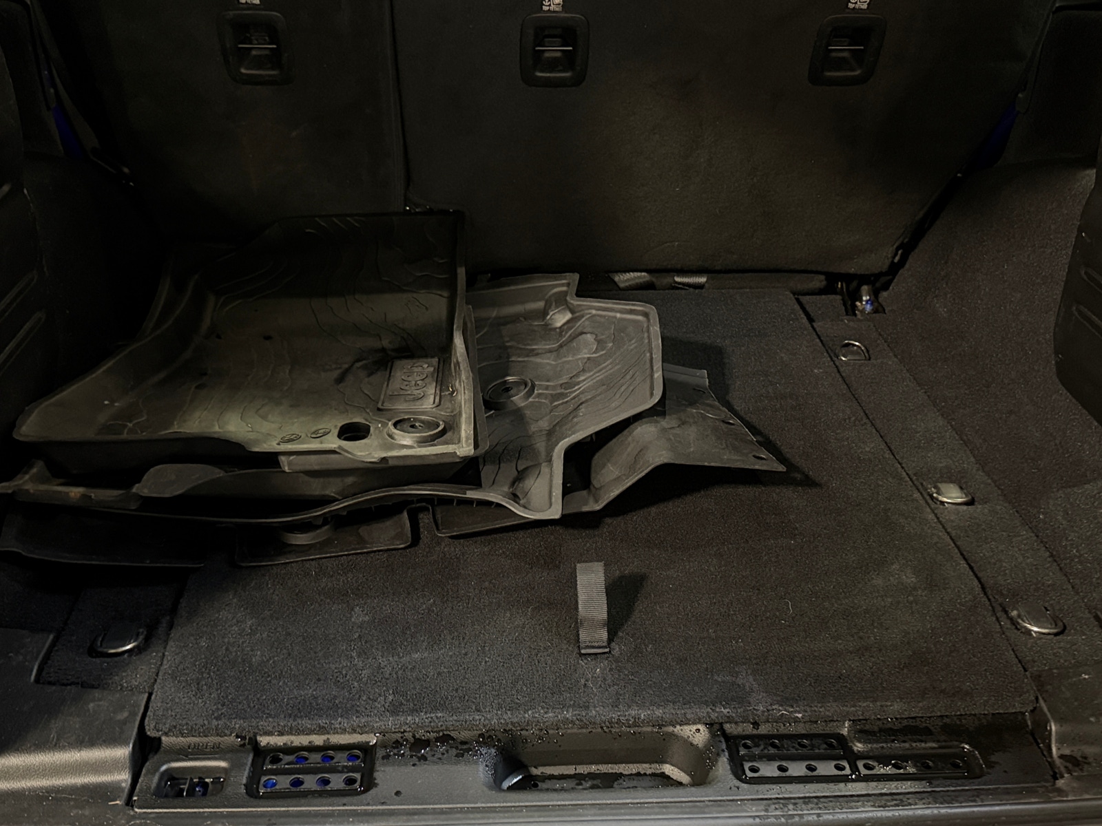 Thumbnail: 2019 Jeep Wrangler - 7