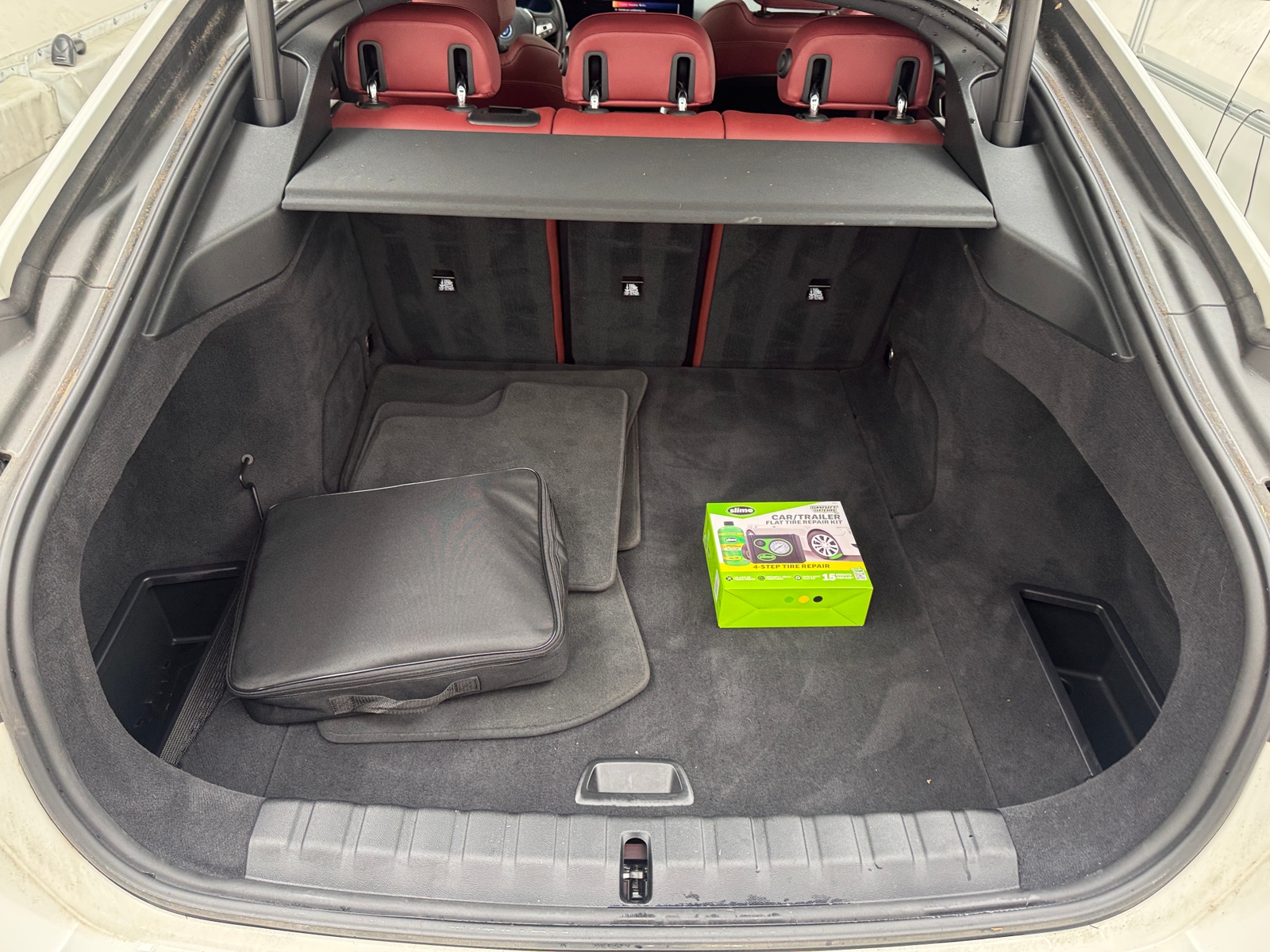 Thumbnail: 2023 BMW i4 - 6