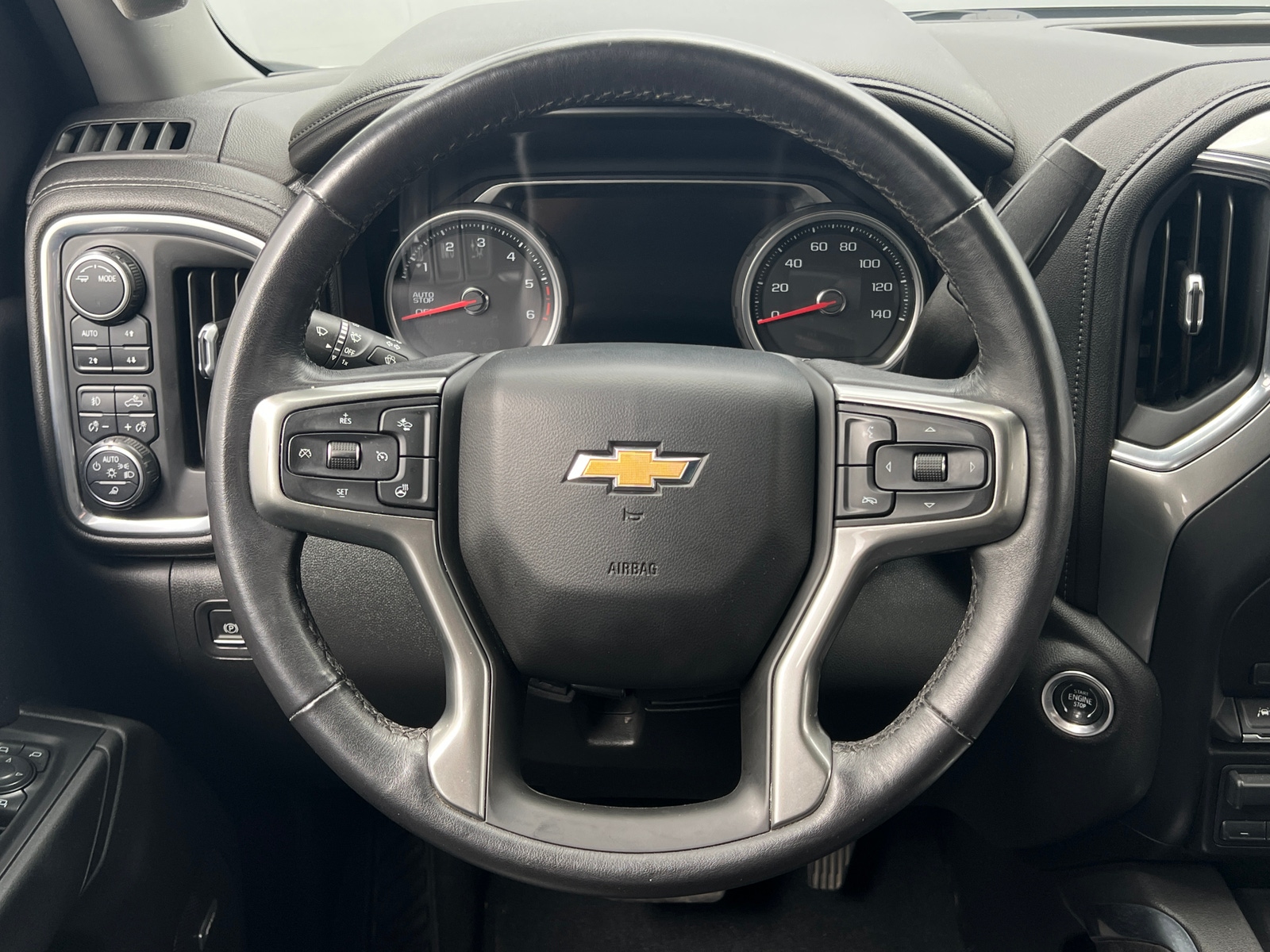 Thumbnail: 2021 Chevrolet Silverado 1500 - 4