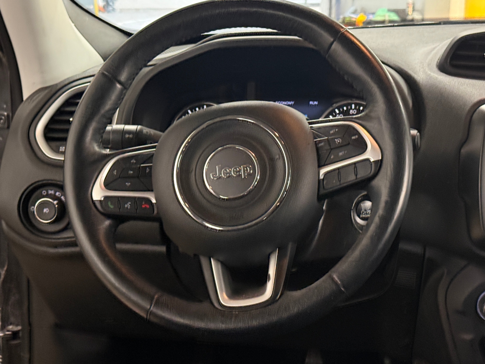 Thumbnail: 2021 Jeep Renegade - 5