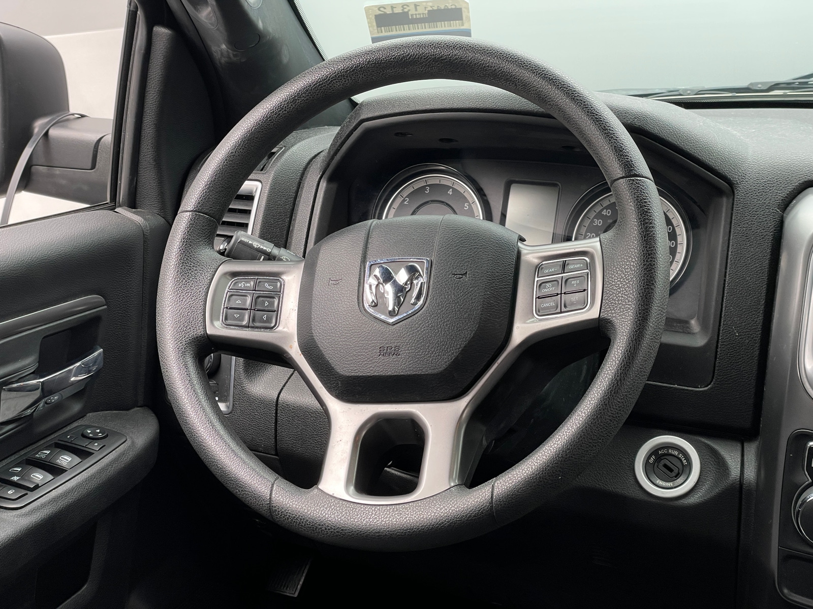 Thumbnail: 2021 RAM 1500 Classic - 5