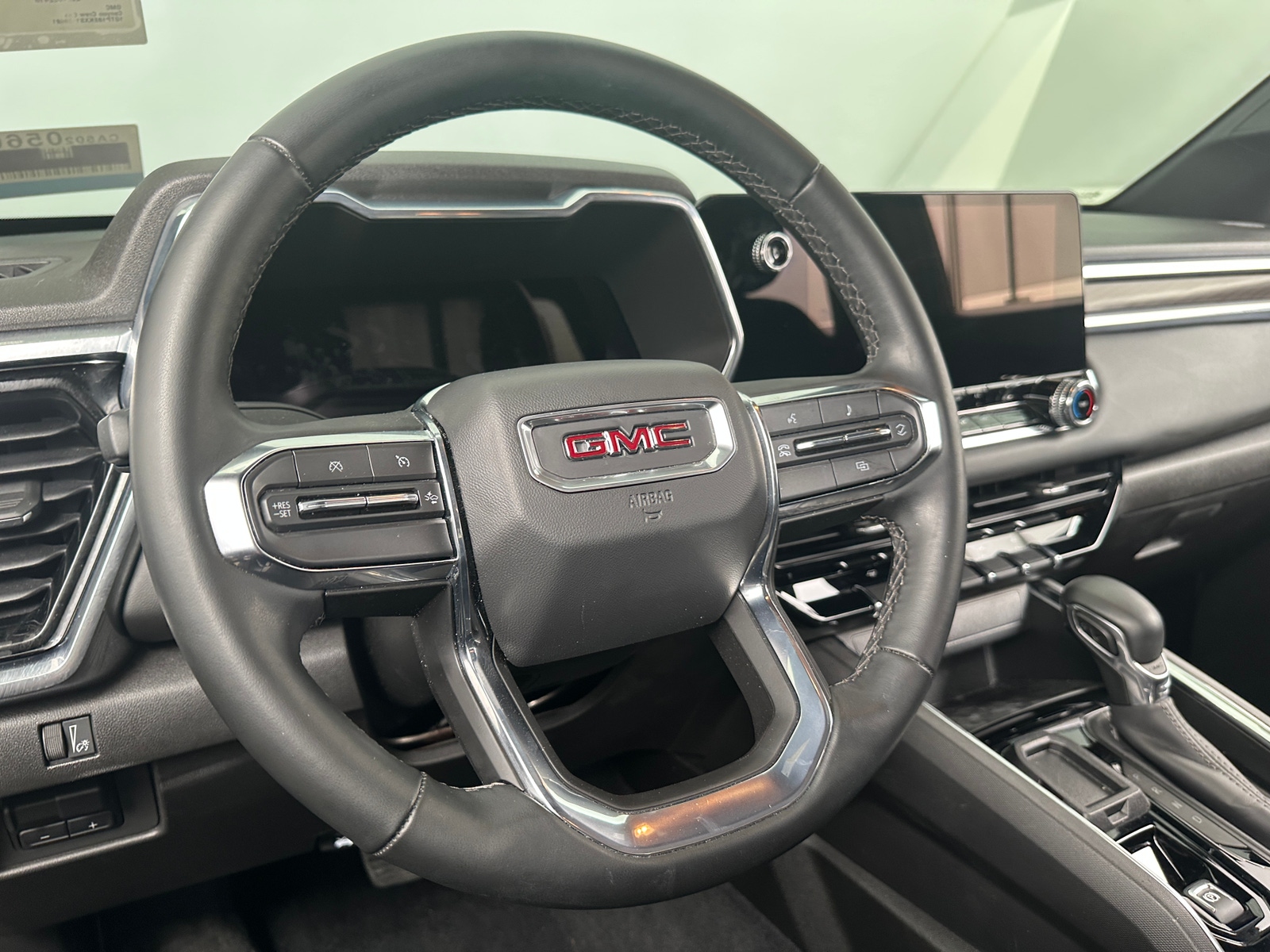 Thumbnail: 2025 GMC Canyon - 5