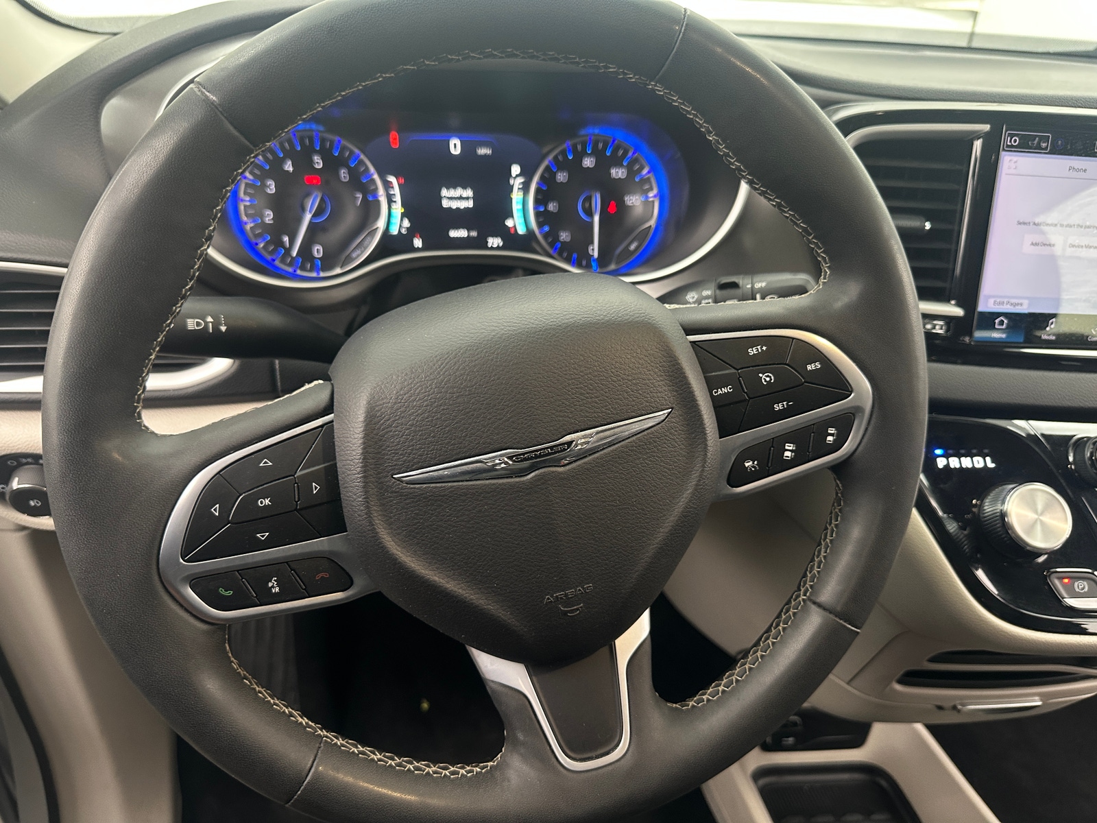 Thumbnail: 2024 Chrysler Pacifica - 4