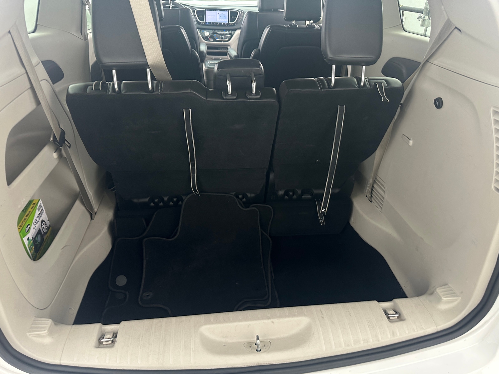 Thumbnail: 2024 Chrysler Pacifica - 6