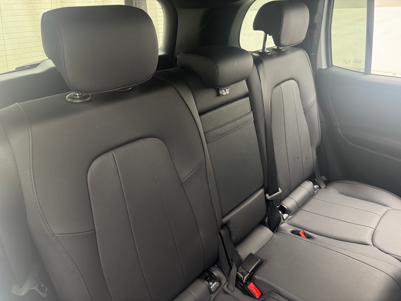 Thumbnail: 2025 Mercedes-Benz GLB - 5