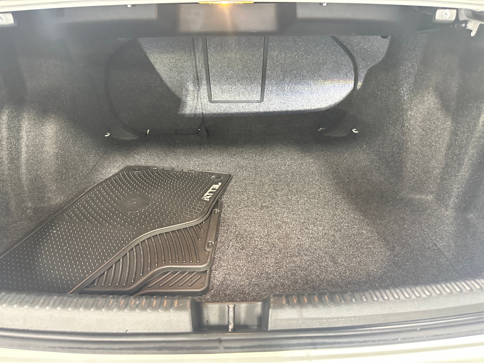 Thumbnail: 2017 Volkswagen Jetta - 6