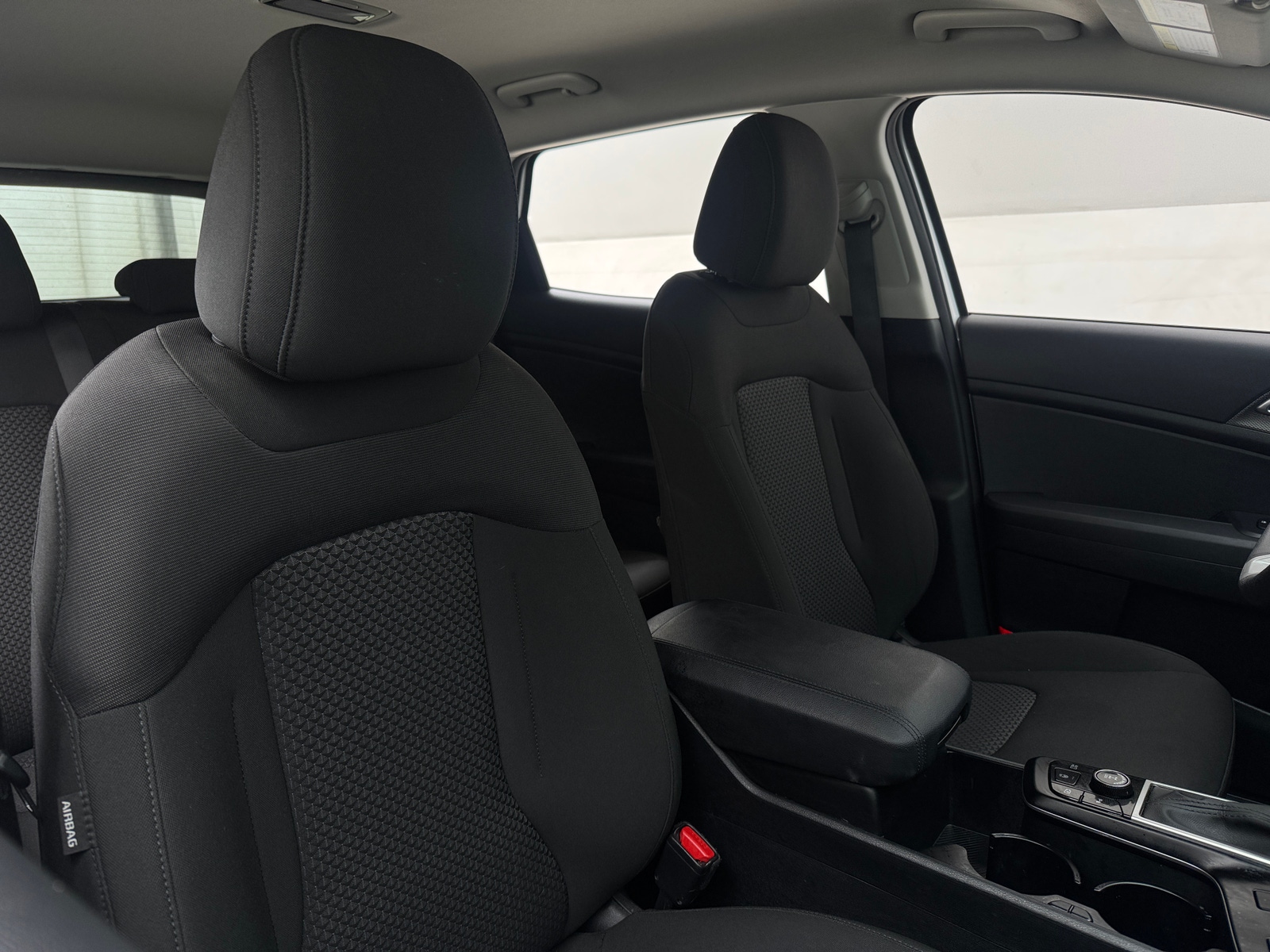 Thumbnail: 2025 Kia Sportage - 2