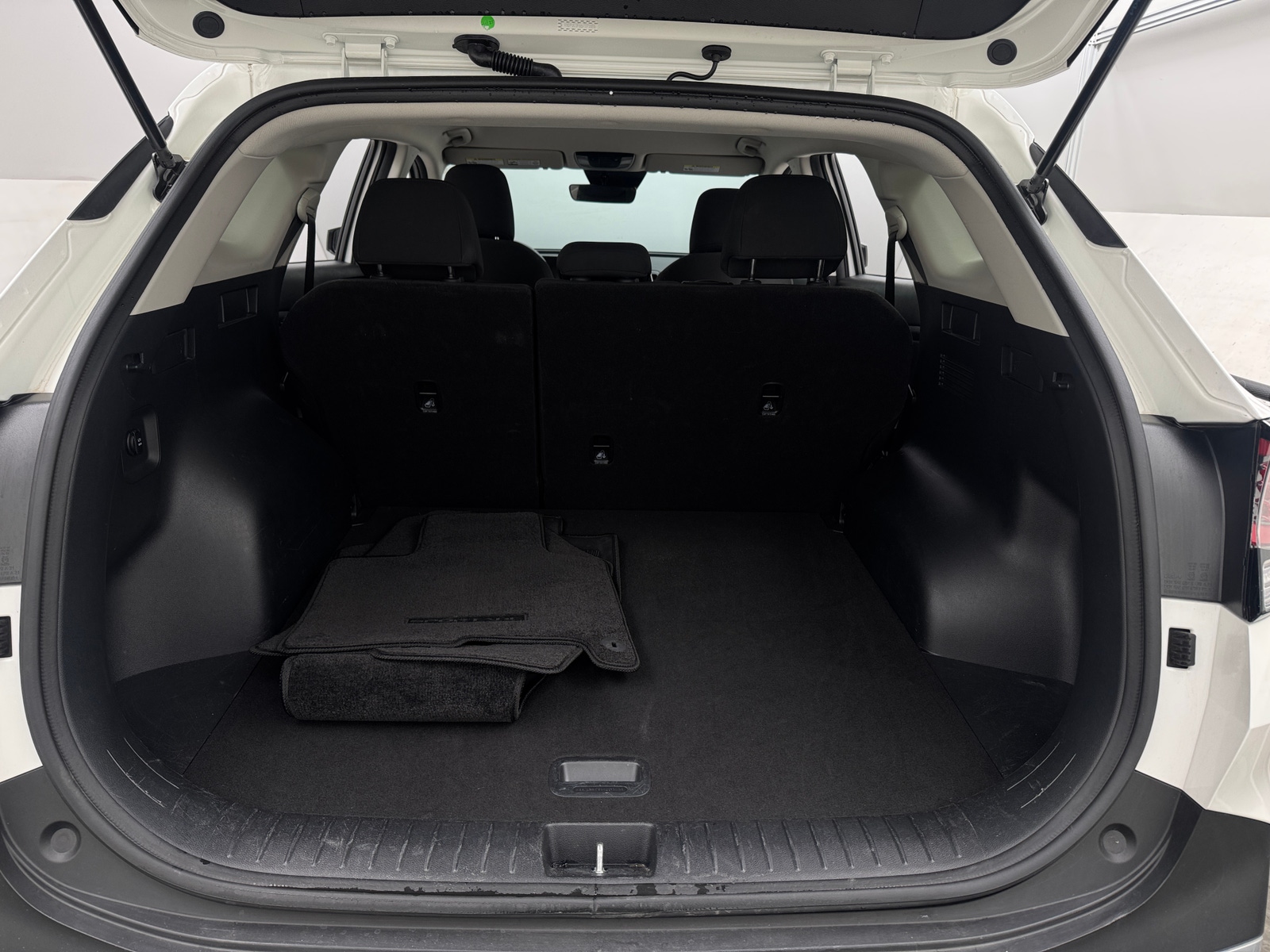 Thumbnail: 2025 Kia Sportage - 7