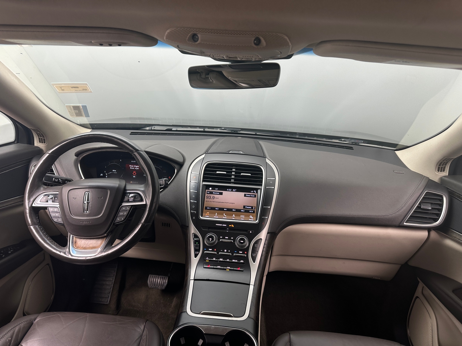 Thumbnail: 2019 Lincoln Nautilus - 2