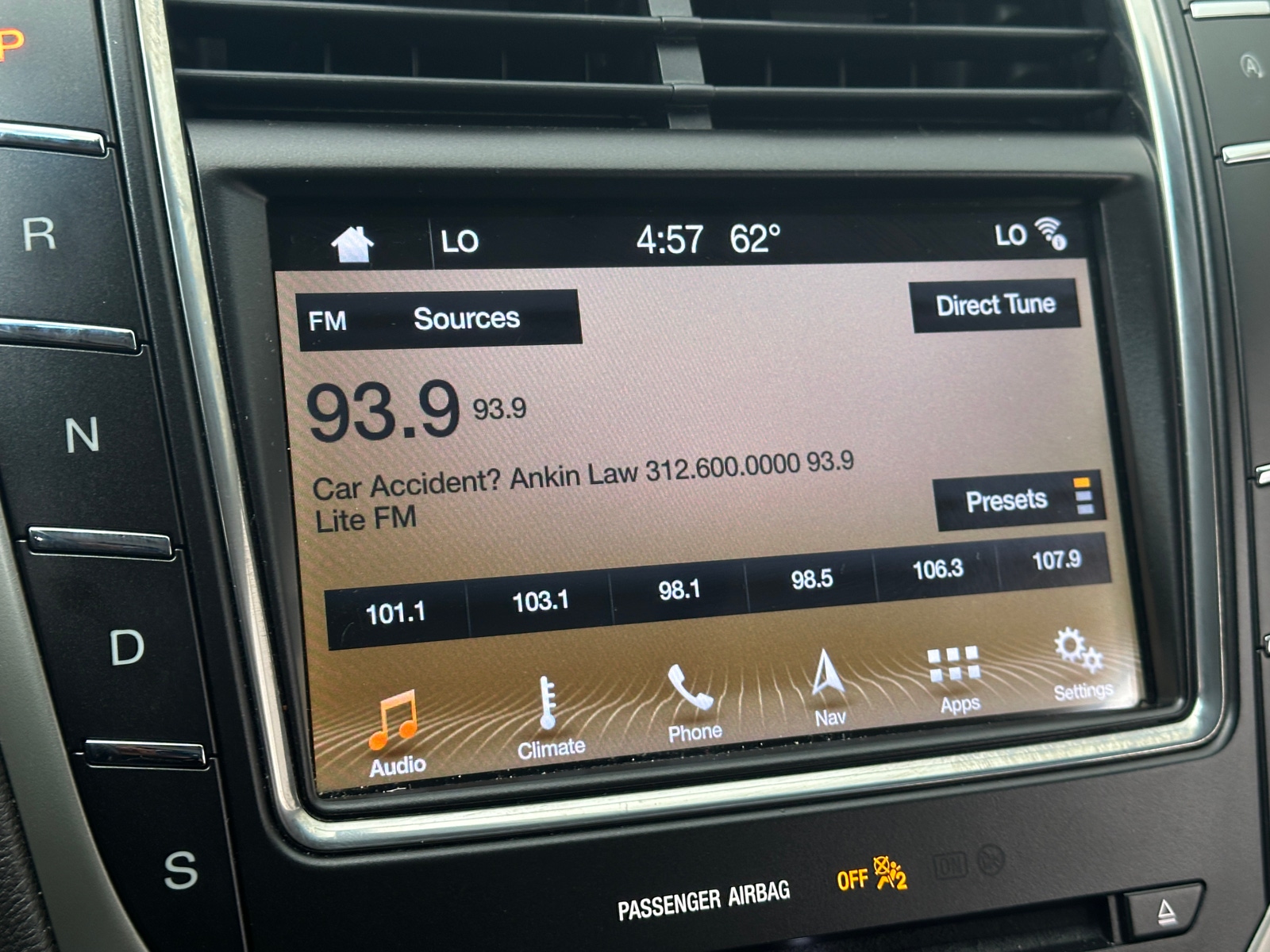 Thumbnail: 2019 Lincoln Nautilus - 3