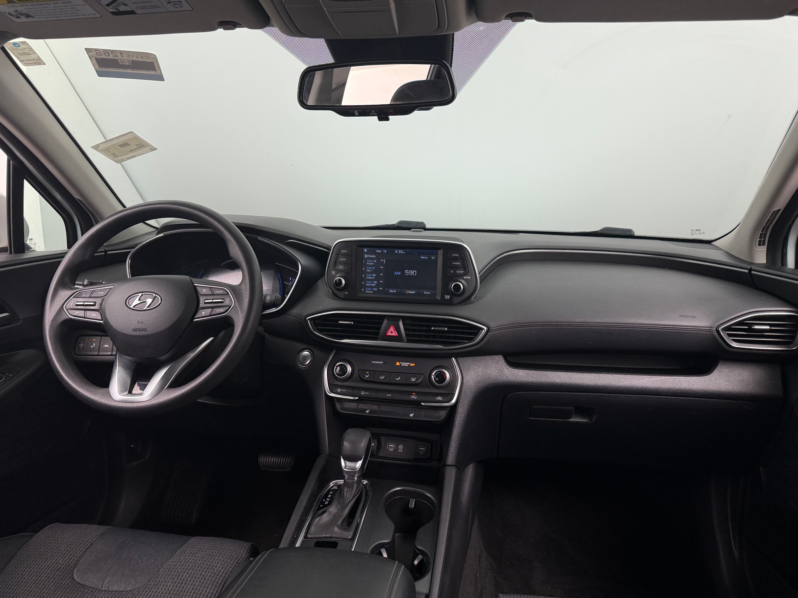 Thumbnail: 2019 Hyundai Santa Fe - 3