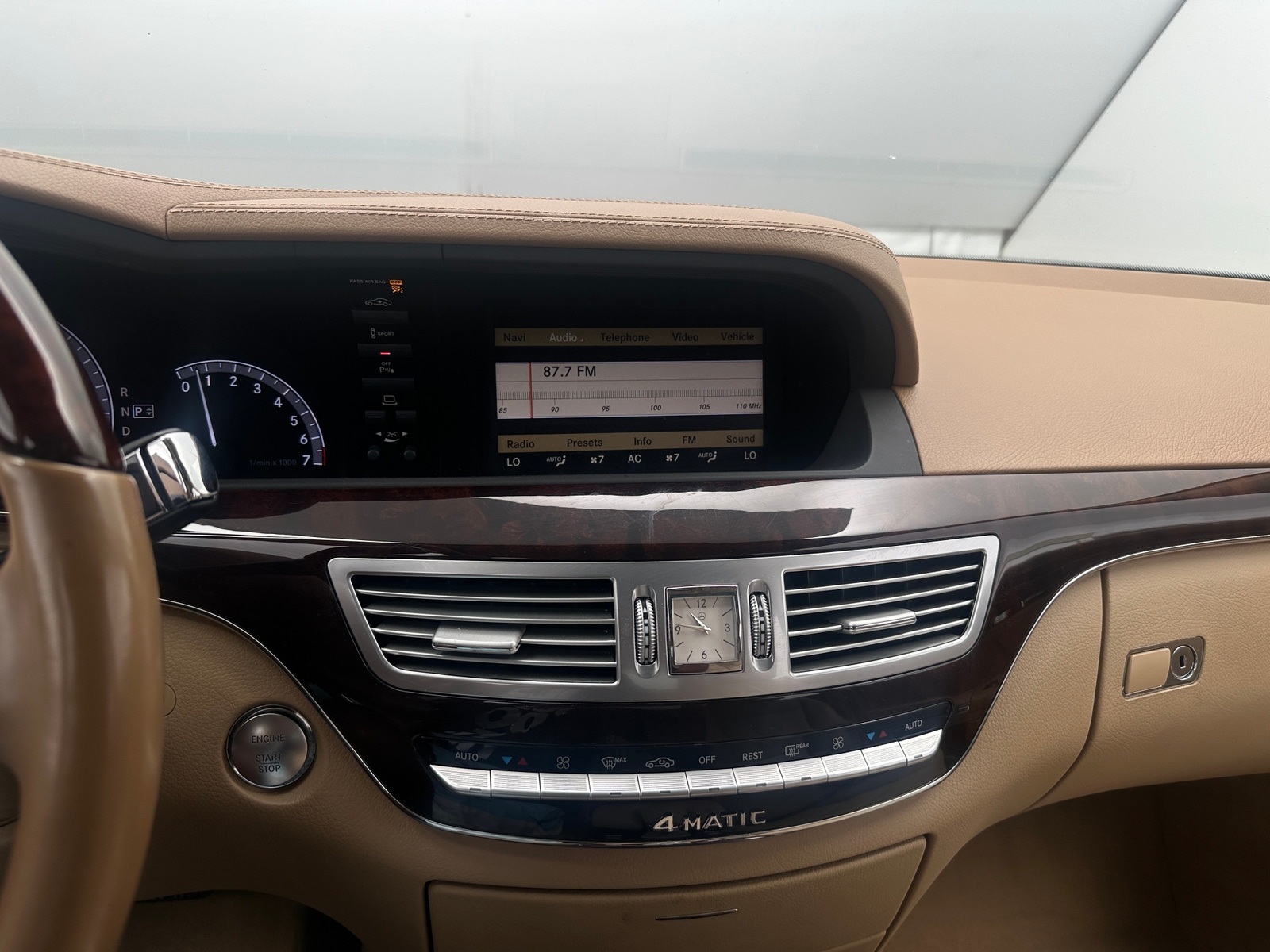 Thumbnail: 2013 Mercedes-Benz S-Class - 3