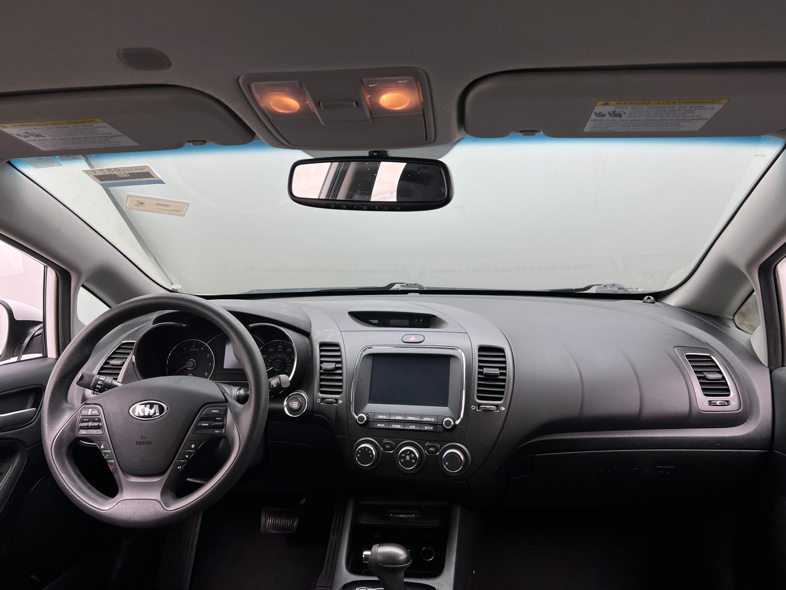 Thumbnail: 2017 Kia Forte - 3