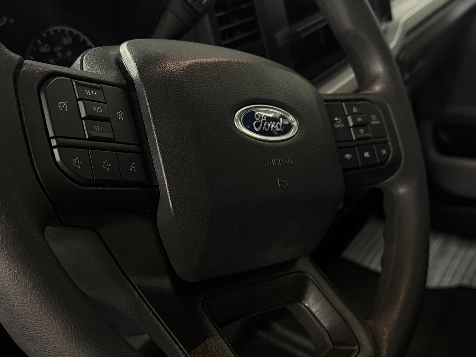 Thumbnail: 2023 Ford Econoline - 5