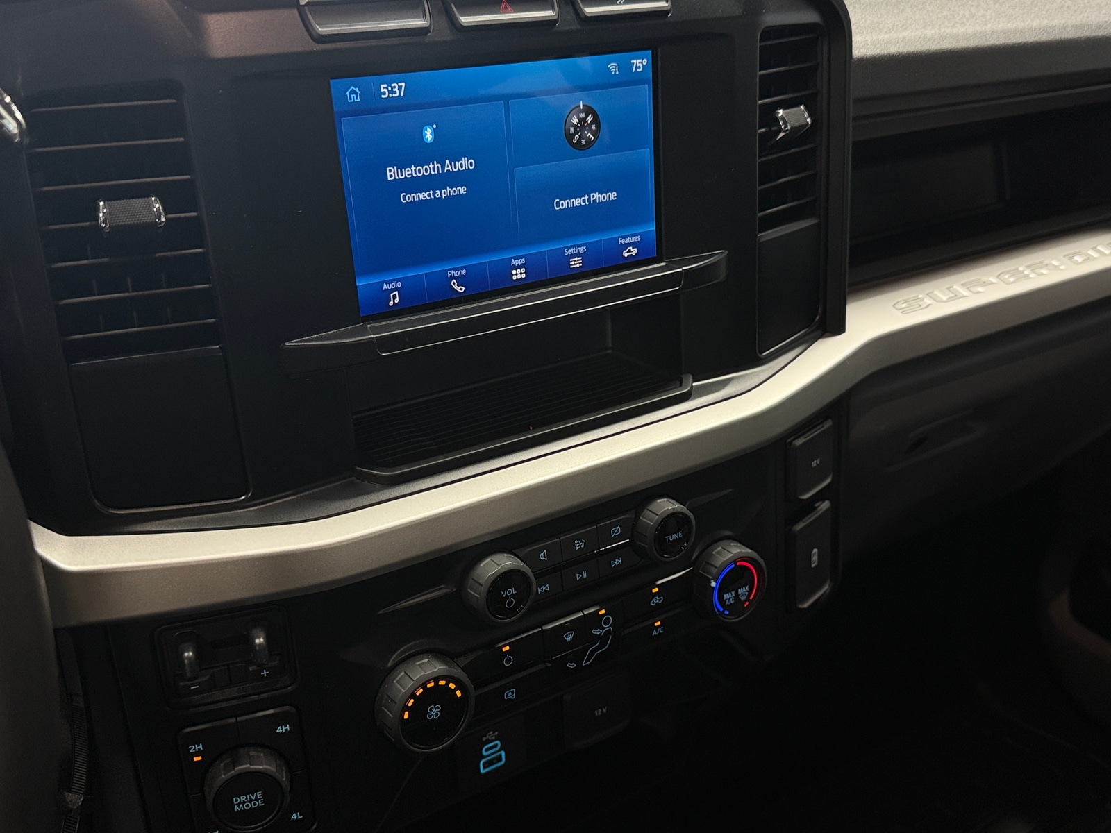 Thumbnail: 2023 Ford Econoline - 4