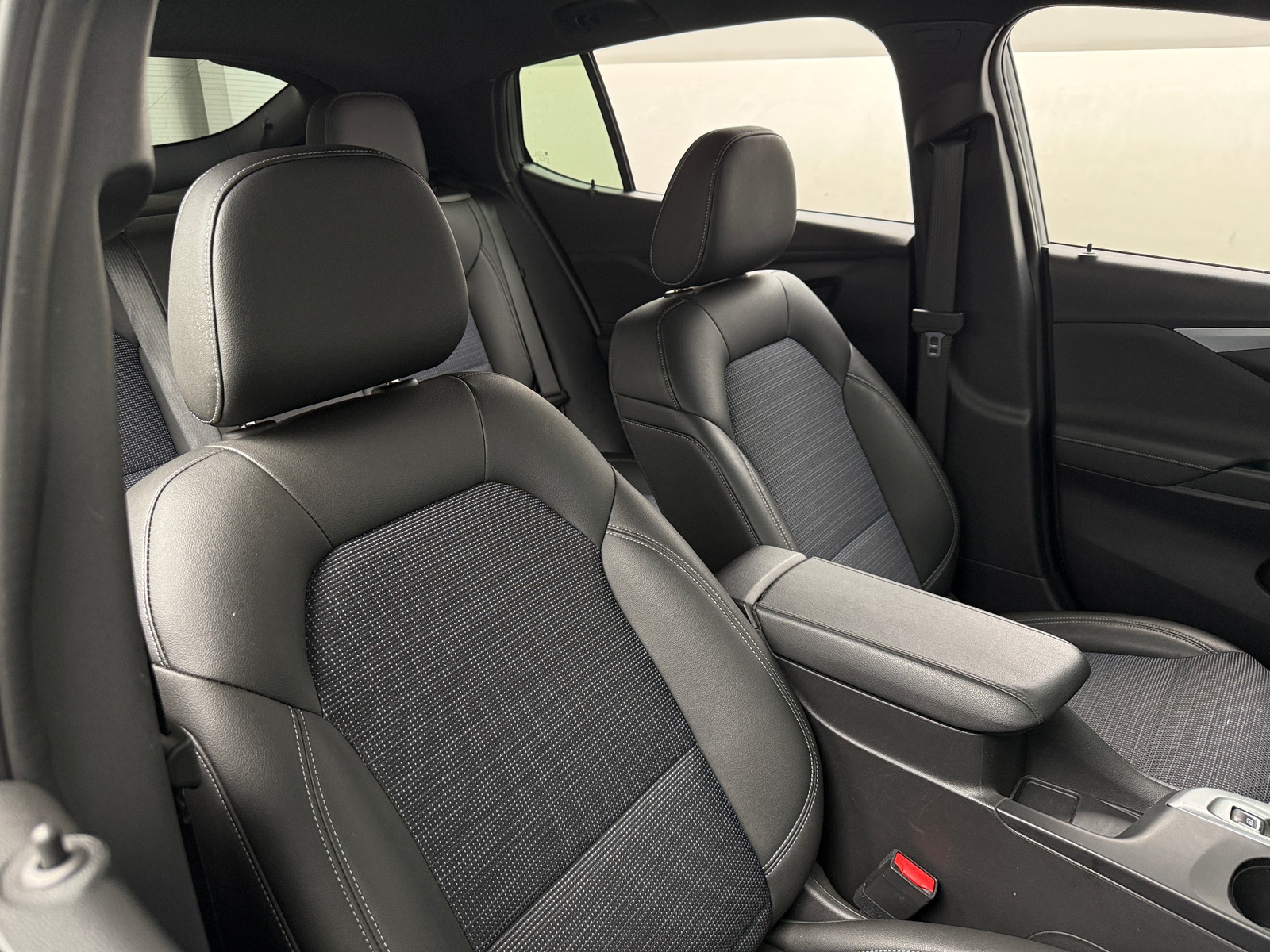 Thumbnail: 2025 Buick Envista - 2