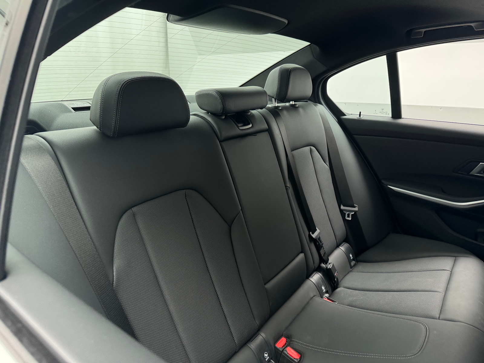 Thumbnail: 2025 BMW 3 Series - 5