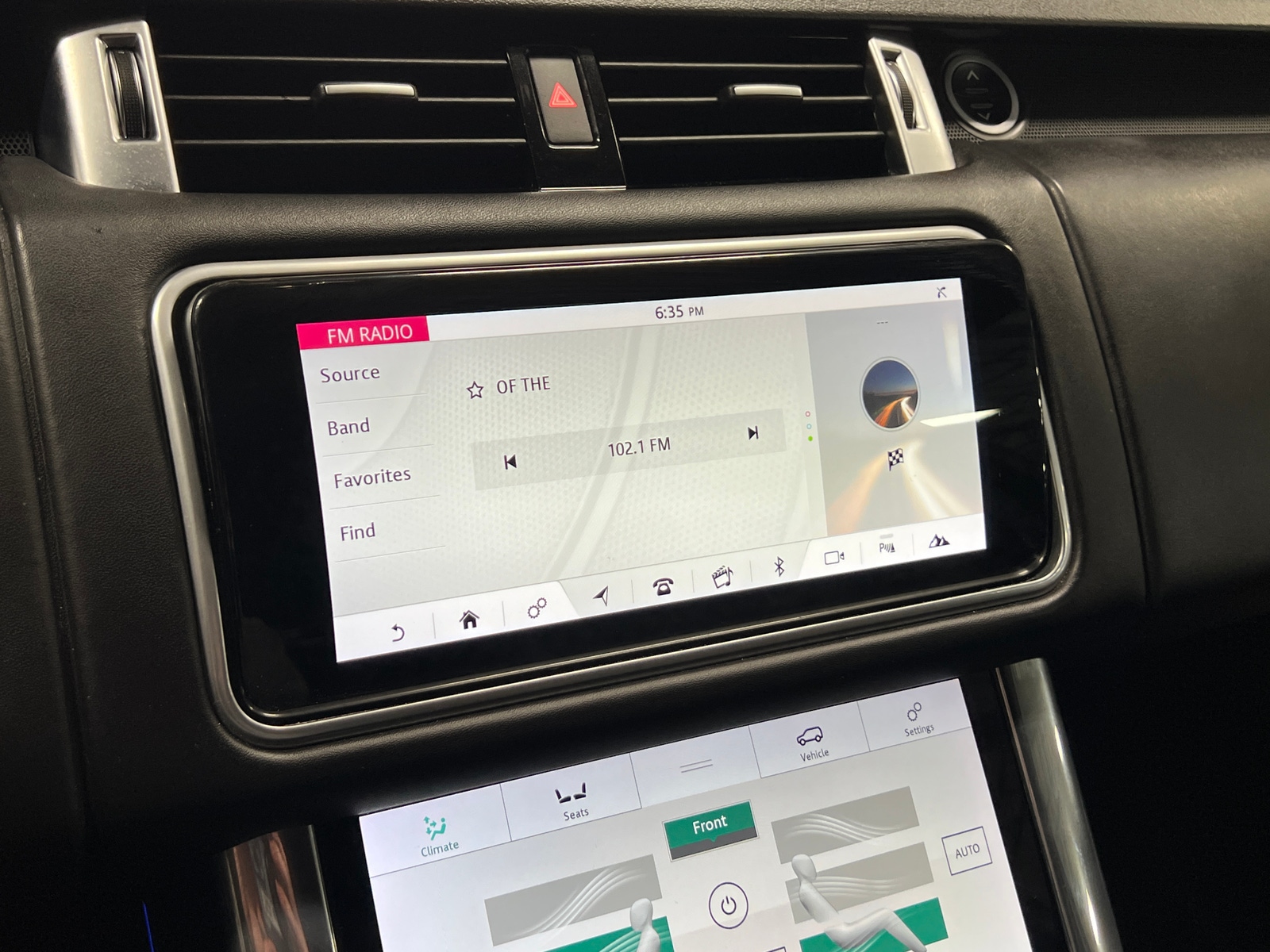 Thumbnail: 2020 Land Rover Range Rover Sport - 3