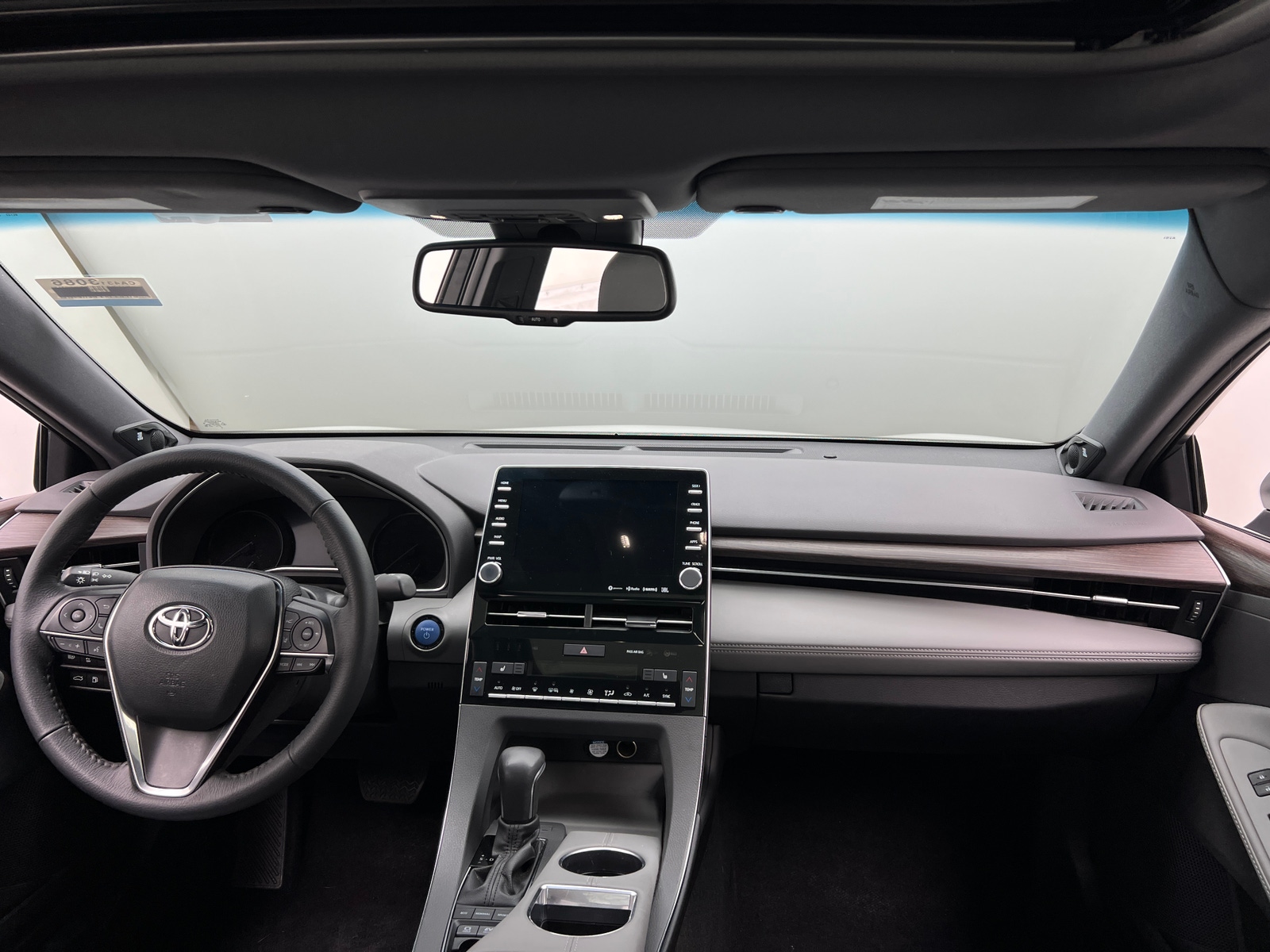 Thumbnail: 2022 Toyota Avalon - 2