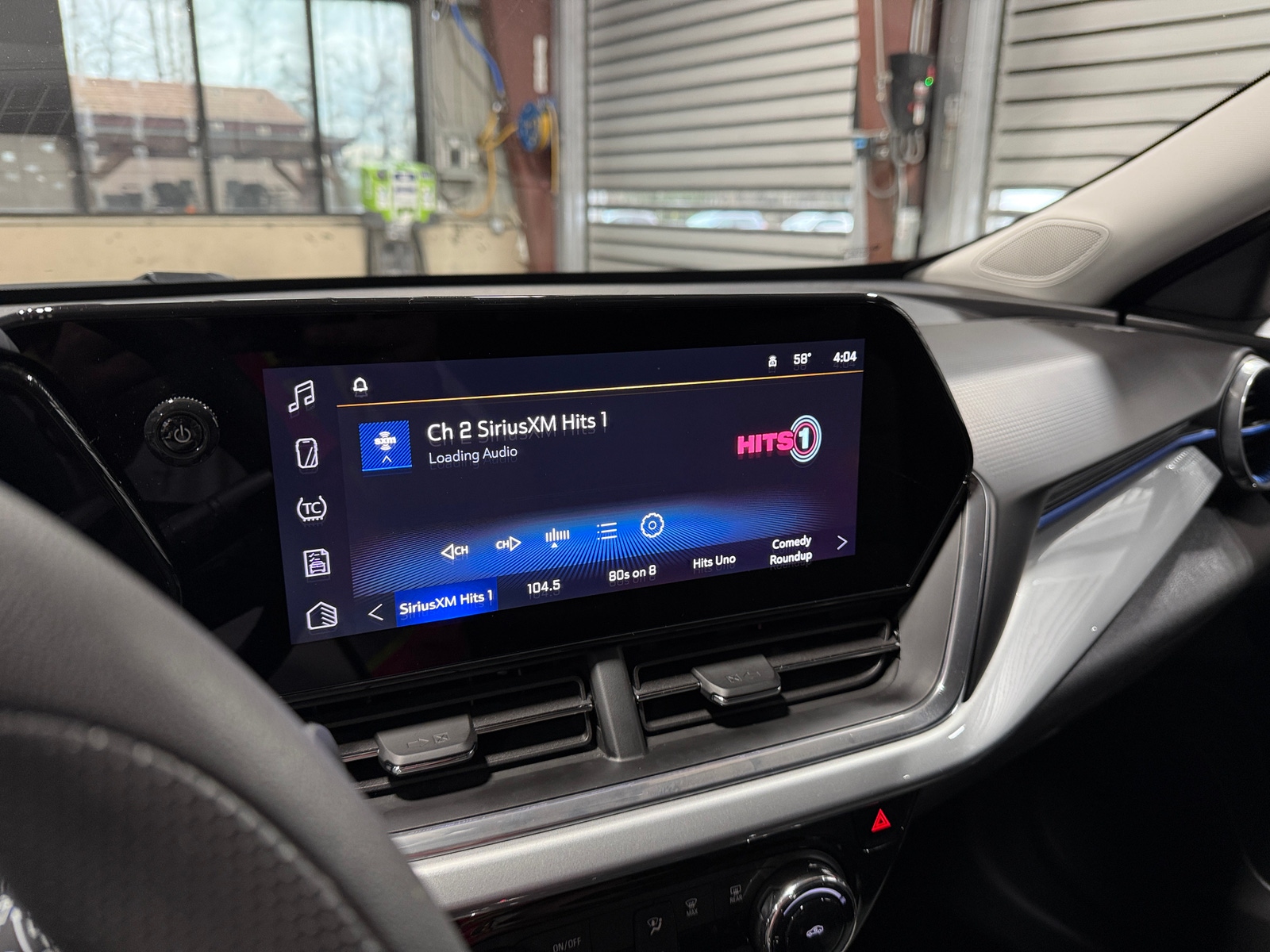 Thumbnail: 2025 Chevrolet Trax - 4