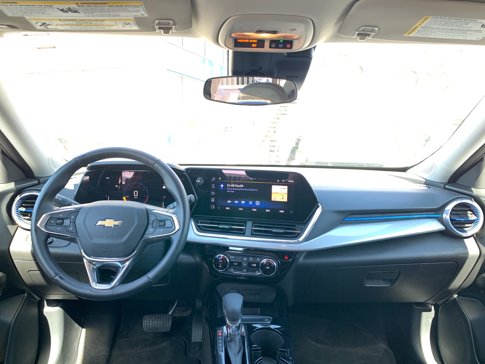 Thumbnail: 2025 Chevrolet Trax - 3
