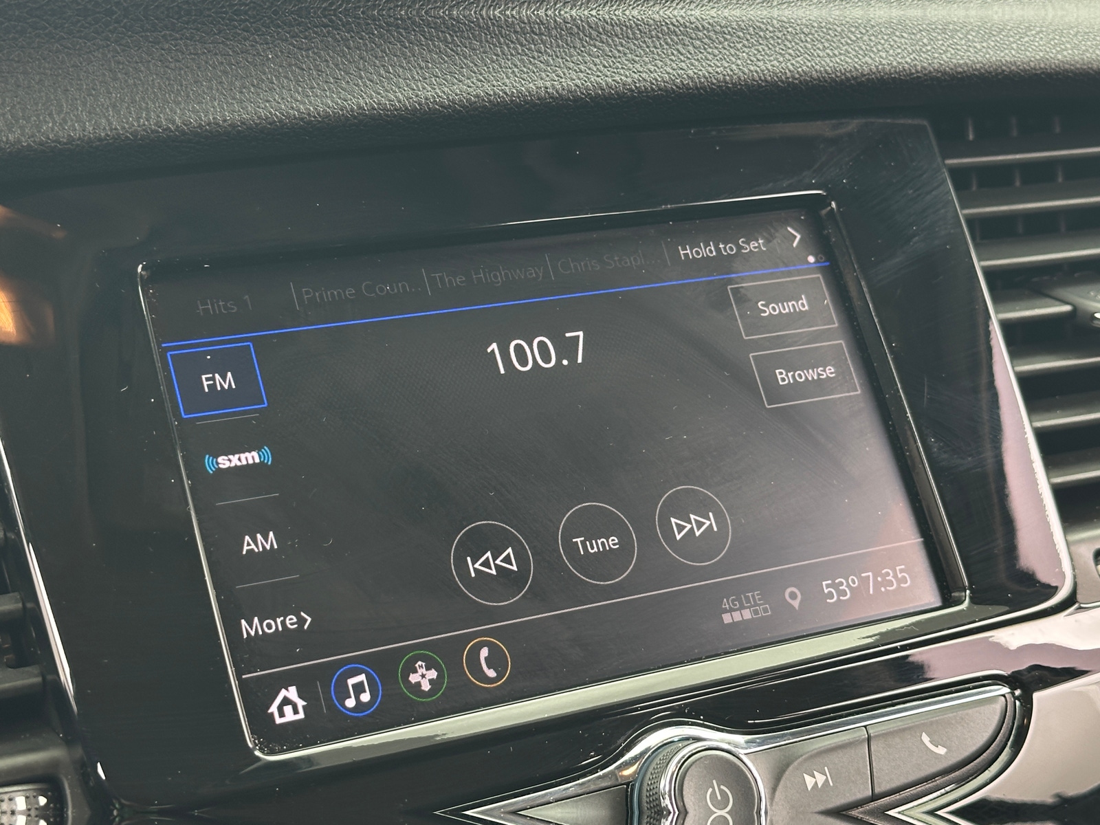 Thumbnail: 2022 Buick Encore - 4