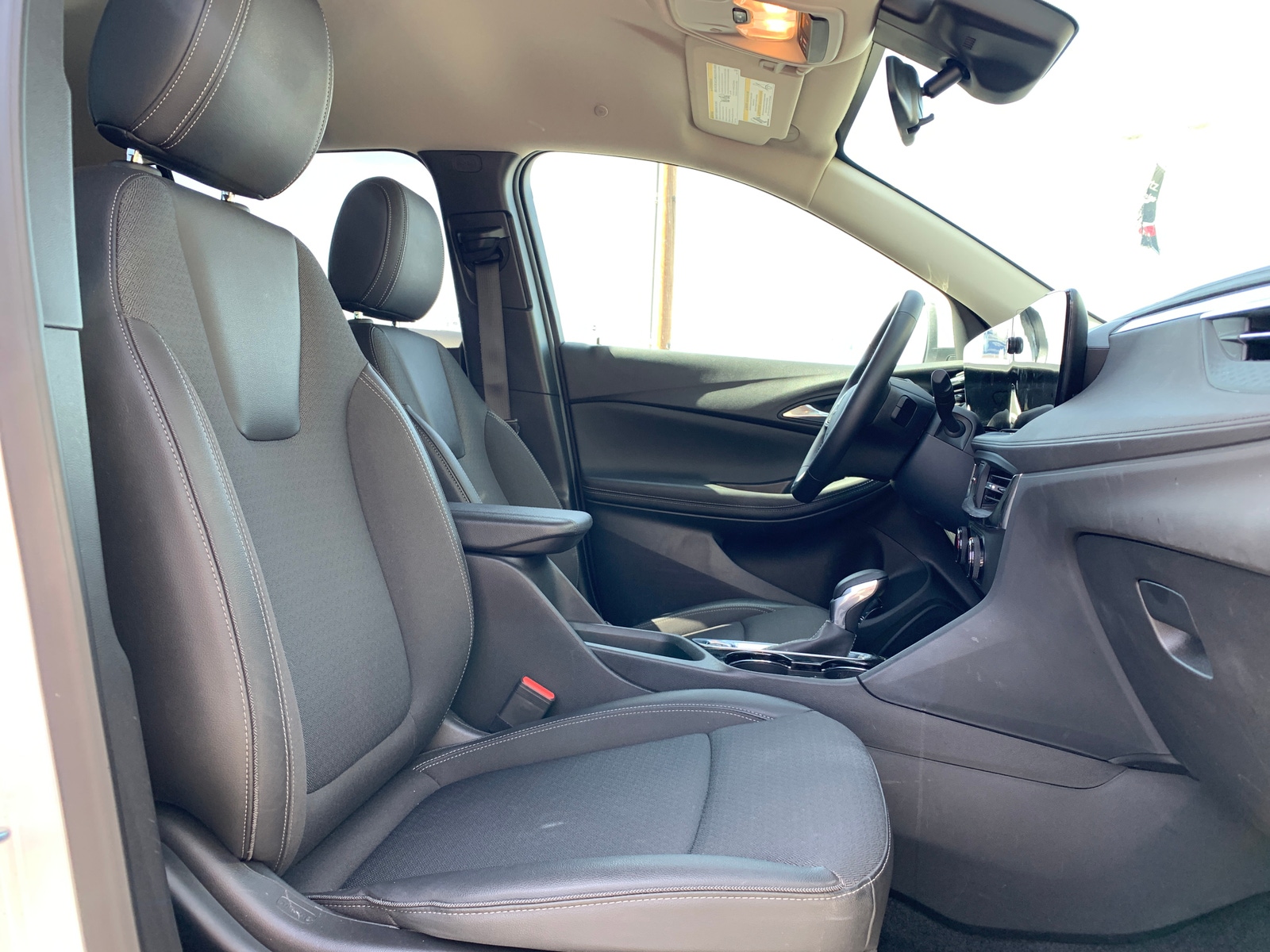 Thumbnail: 2025 Buick Encore GX - 2