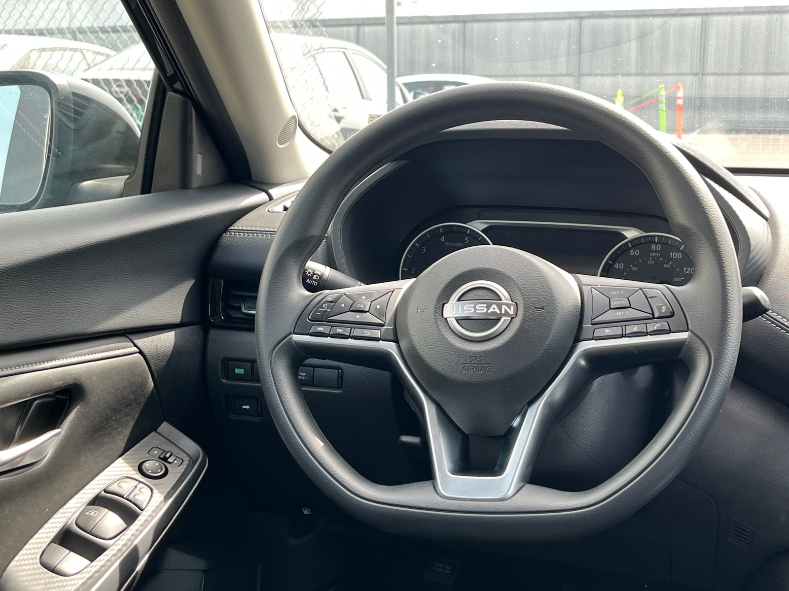 Thumbnail: 2025 Nissan Sentra - 5
