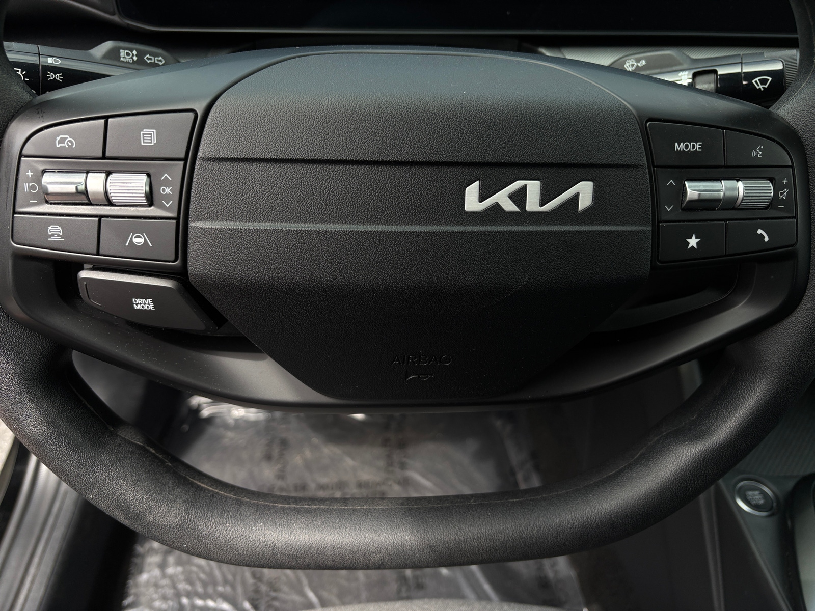 Thumbnail: 2025 Kia K4 - 5