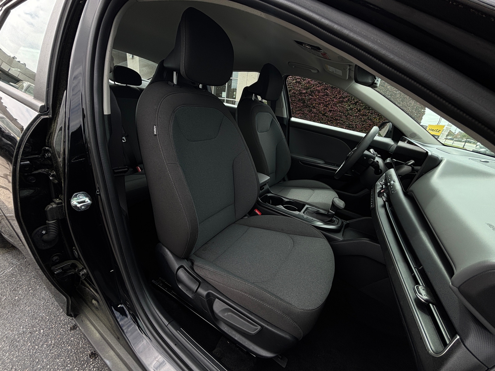 Thumbnail: 2025 Kia K4 - 2