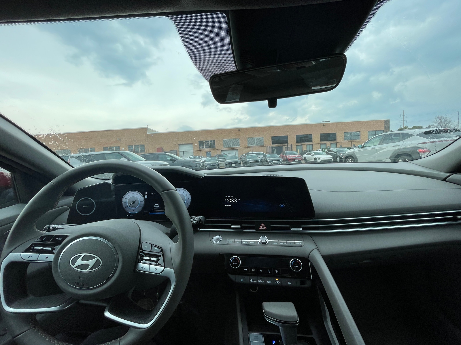 Thumbnail: 2025 Hyundai Elantra - 3