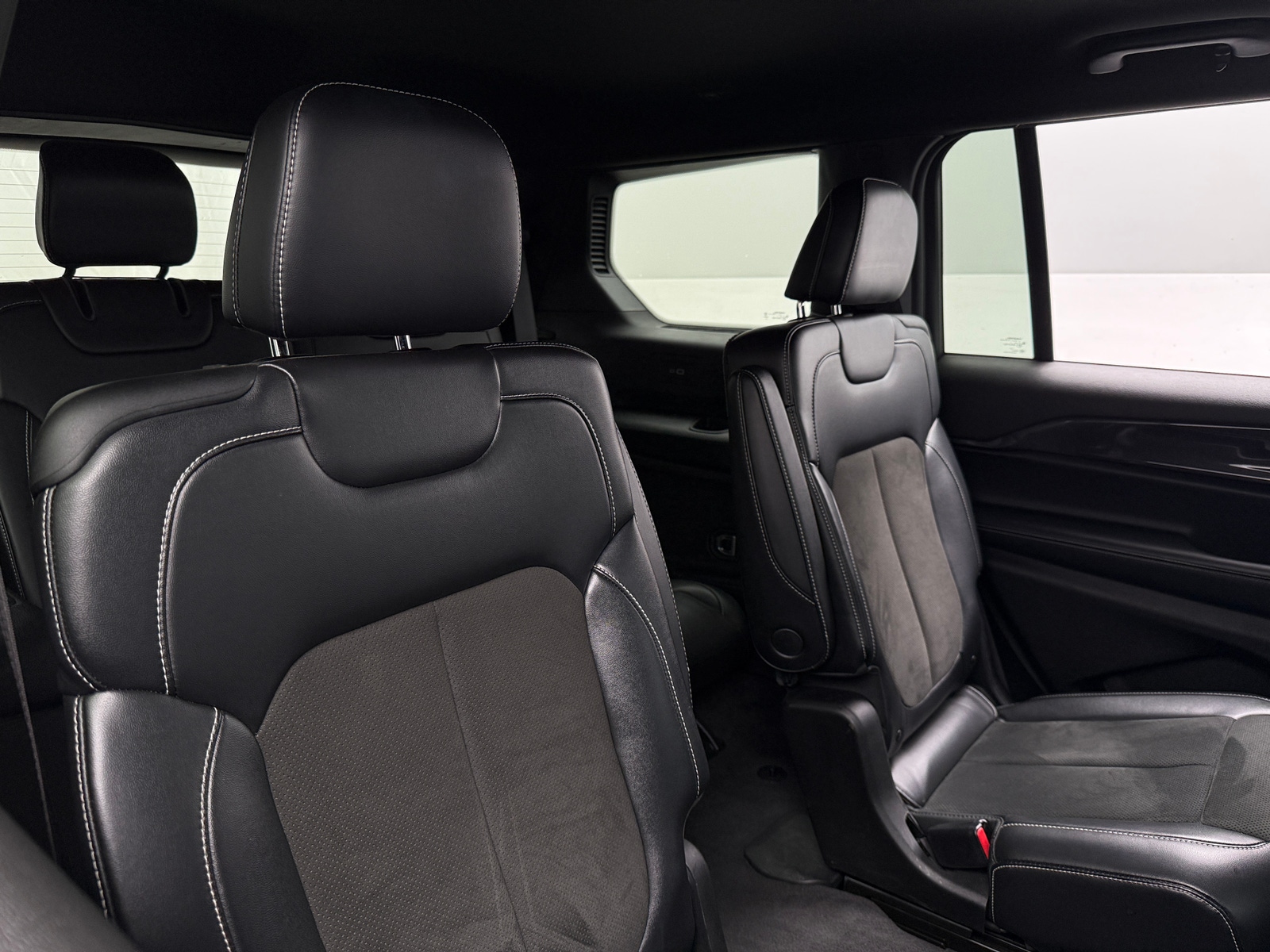 Thumbnail: 2021 Jeep Grand Cherokee L - 5