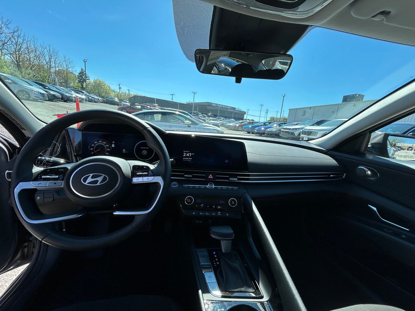 Thumbnail: 2025 Hyundai Elantra - 3