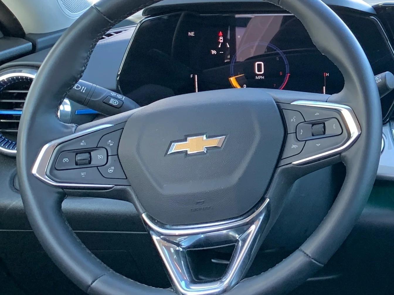 Thumbnail: 2025 Chevrolet Trax - 5