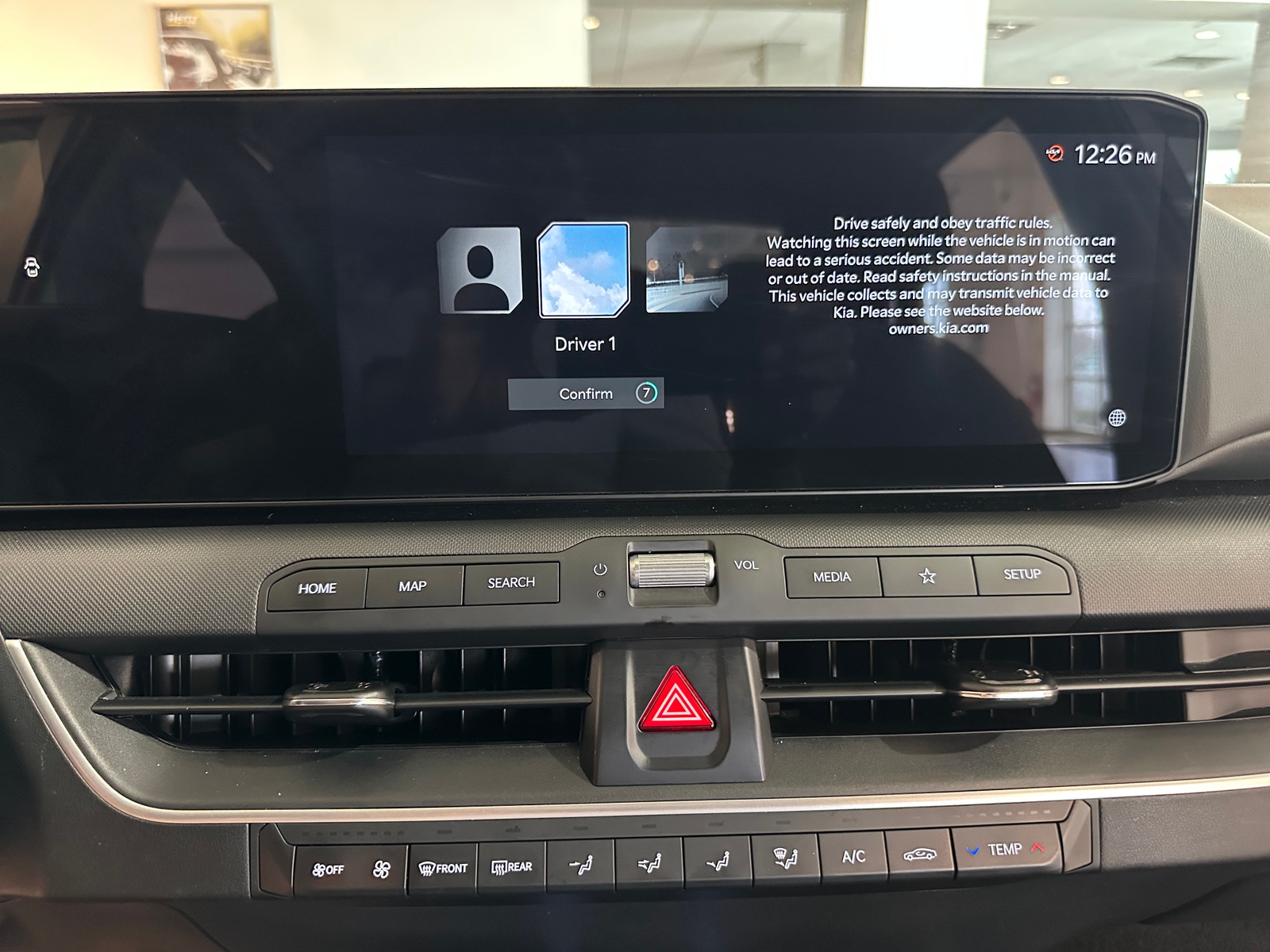 Thumbnail: 2025 Kia K4 - 4