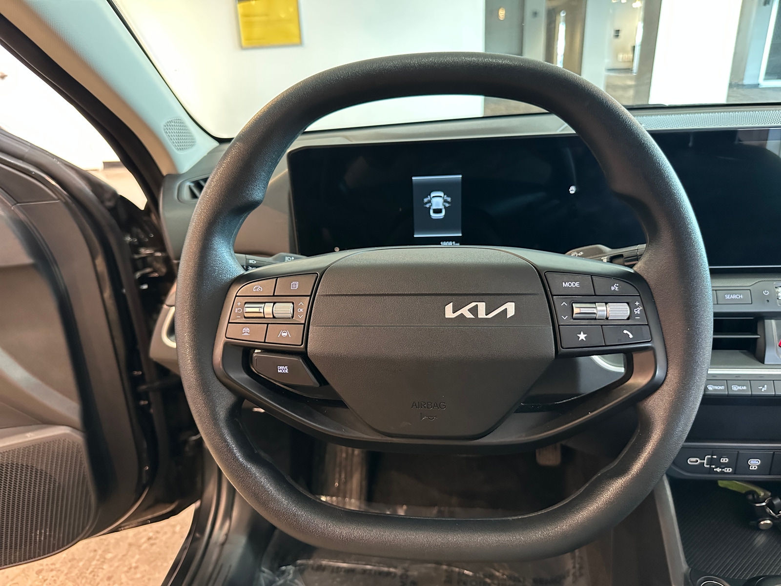 Thumbnail: 2025 Kia K4 - 5