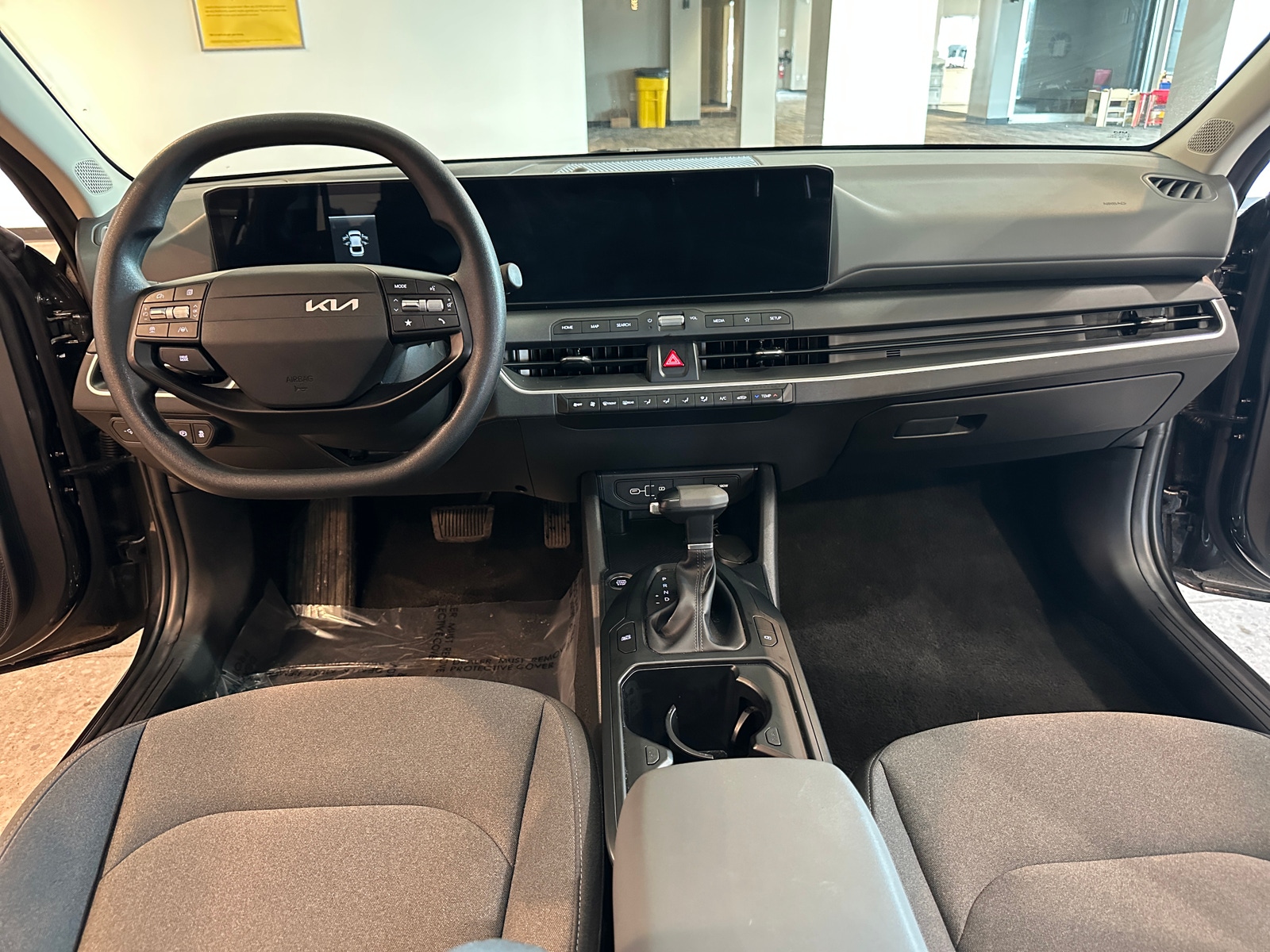 Thumbnail: 2025 Kia K4 - 3