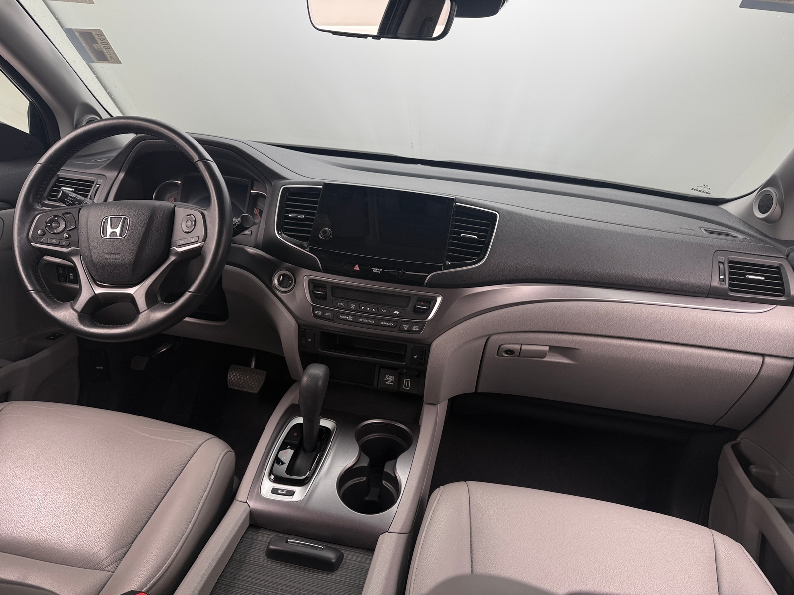 Thumbnail: 2019 Honda Pilot - 2