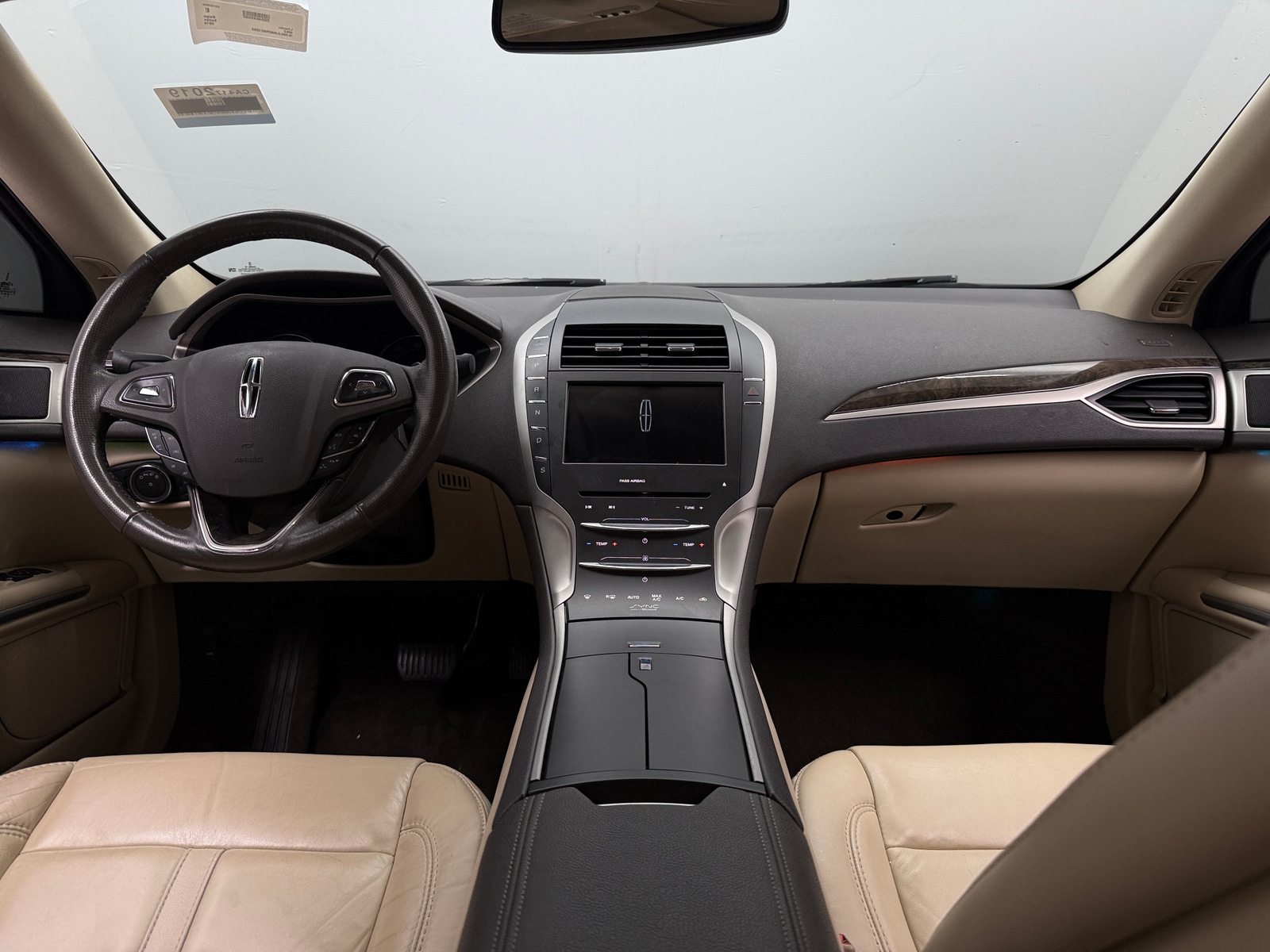 Thumbnail: 2014 Lincoln MKZ - 2