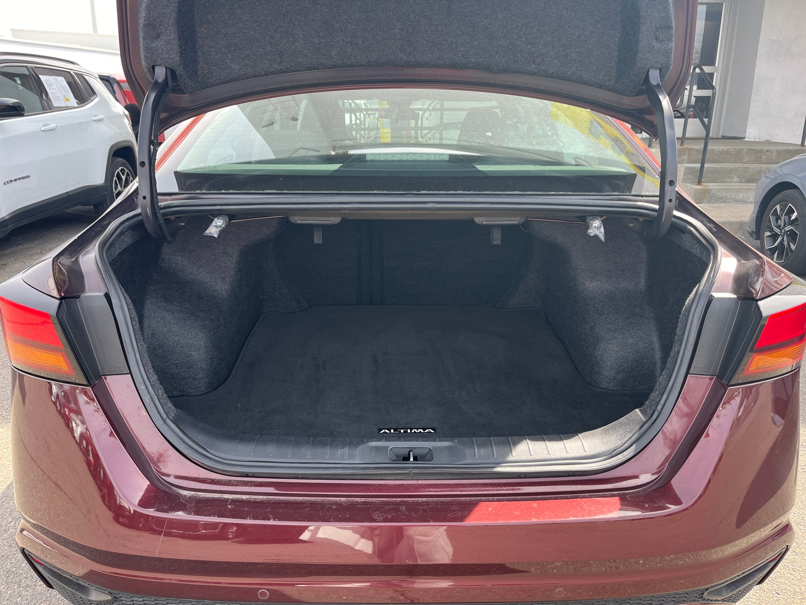 Thumbnail: 2025 Nissan Altima - 6