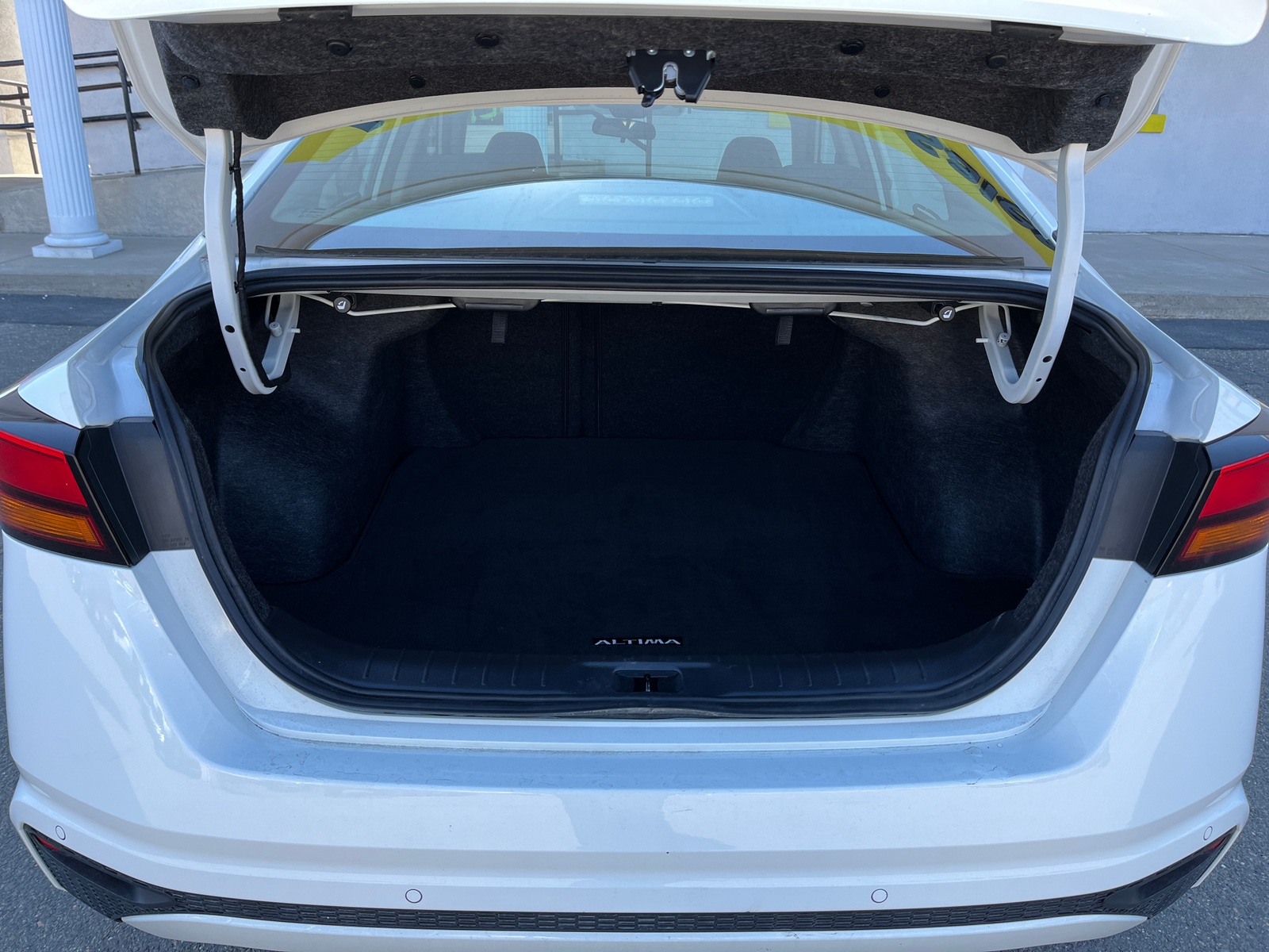 Thumbnail: 2025 Nissan Altima - 5