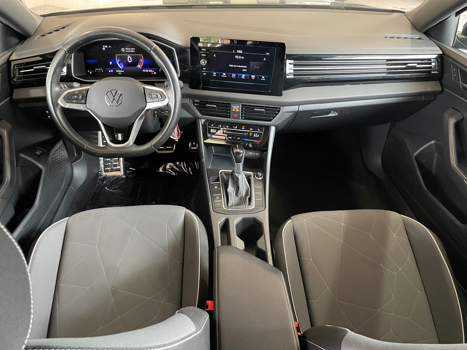 Thumbnail: 2025 Volkswagen Jetta - 3