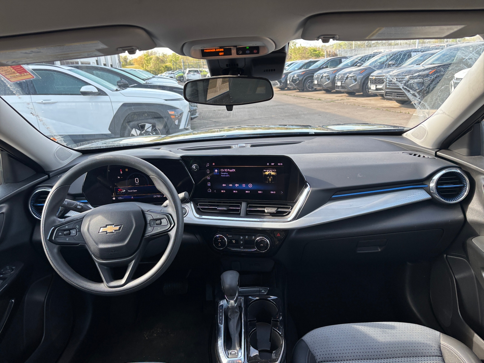 Thumbnail: 2025 Chevrolet Trax - 3