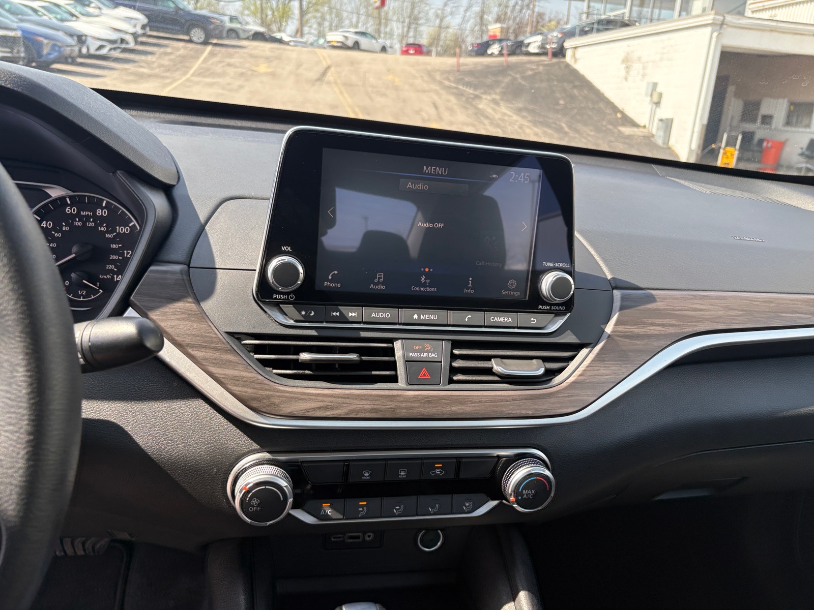 Thumbnail: 2025 Nissan Altima - 4