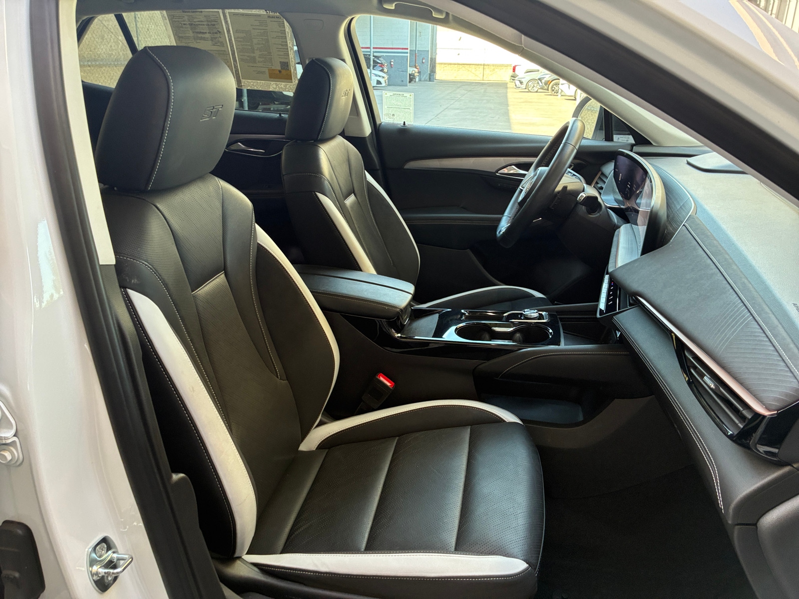 Thumbnail: 2024 Buick Envision - 2