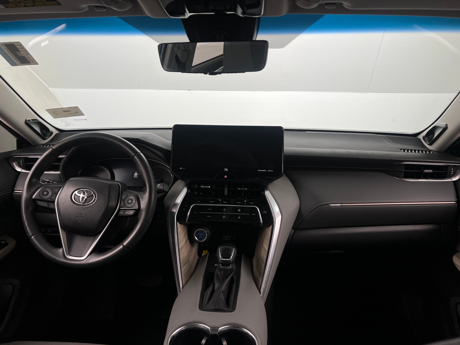 Thumbnail: 2021 Toyota Venza - 2