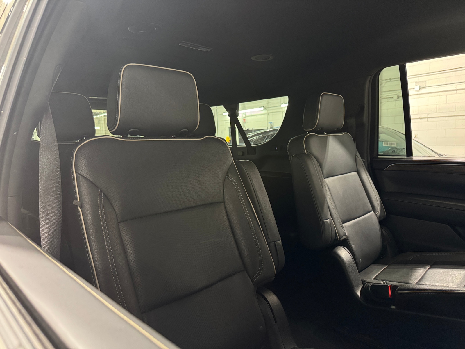 Thumbnail: 2023 Chevrolet Suburban - 5