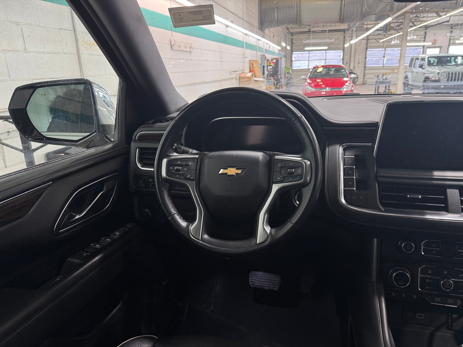 Thumbnail: 2023 Chevrolet Suburban - 4