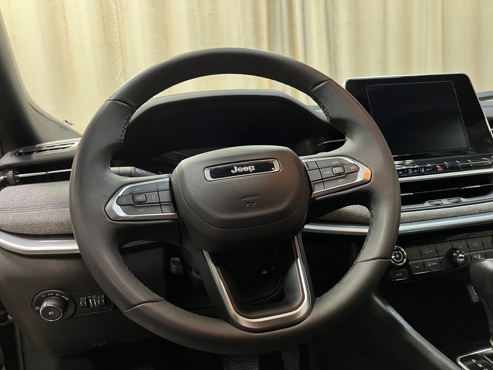 Thumbnail: 2025 Jeep Compass - 5