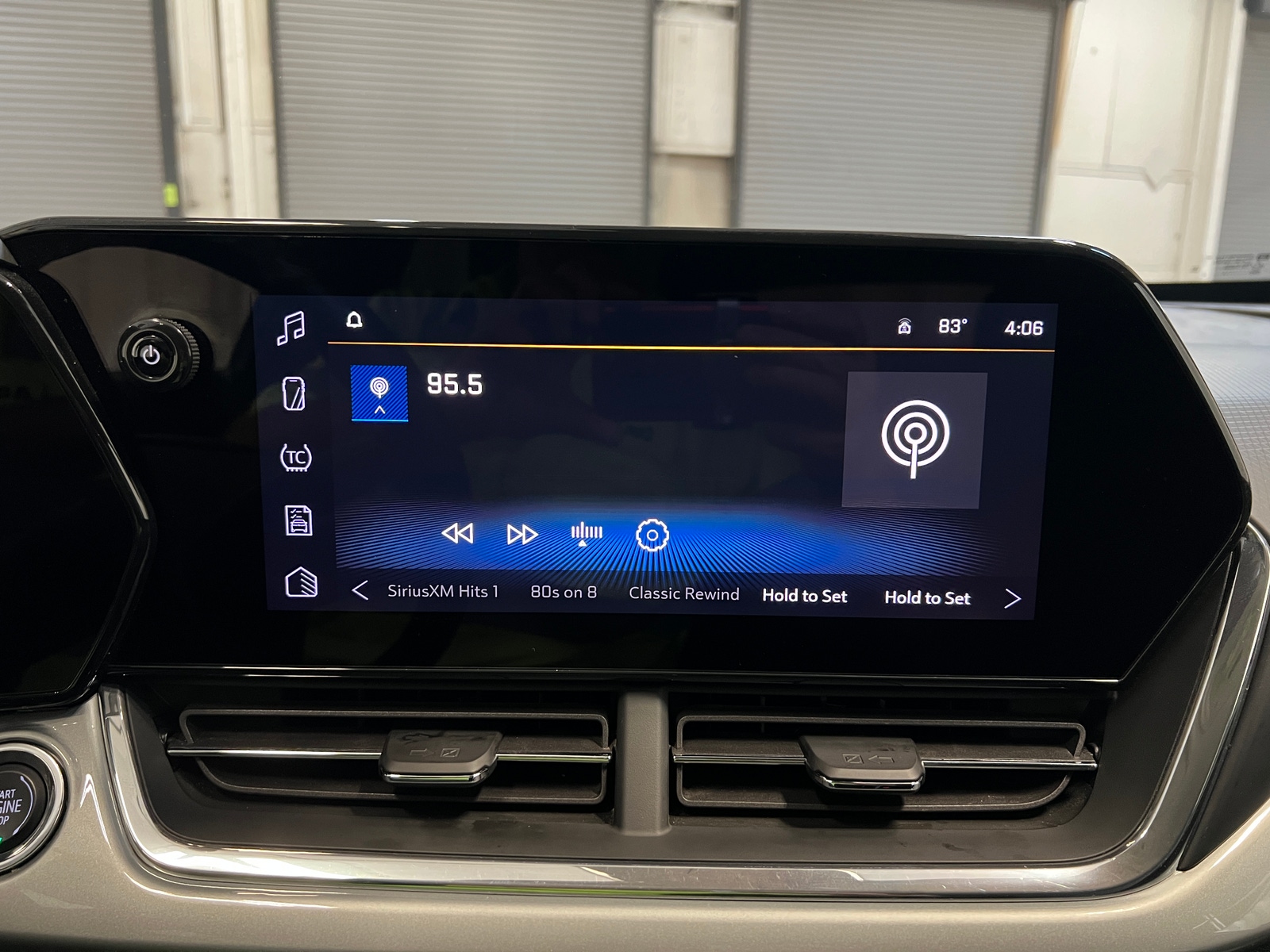 Thumbnail: 2025 Chevrolet Trax - 4